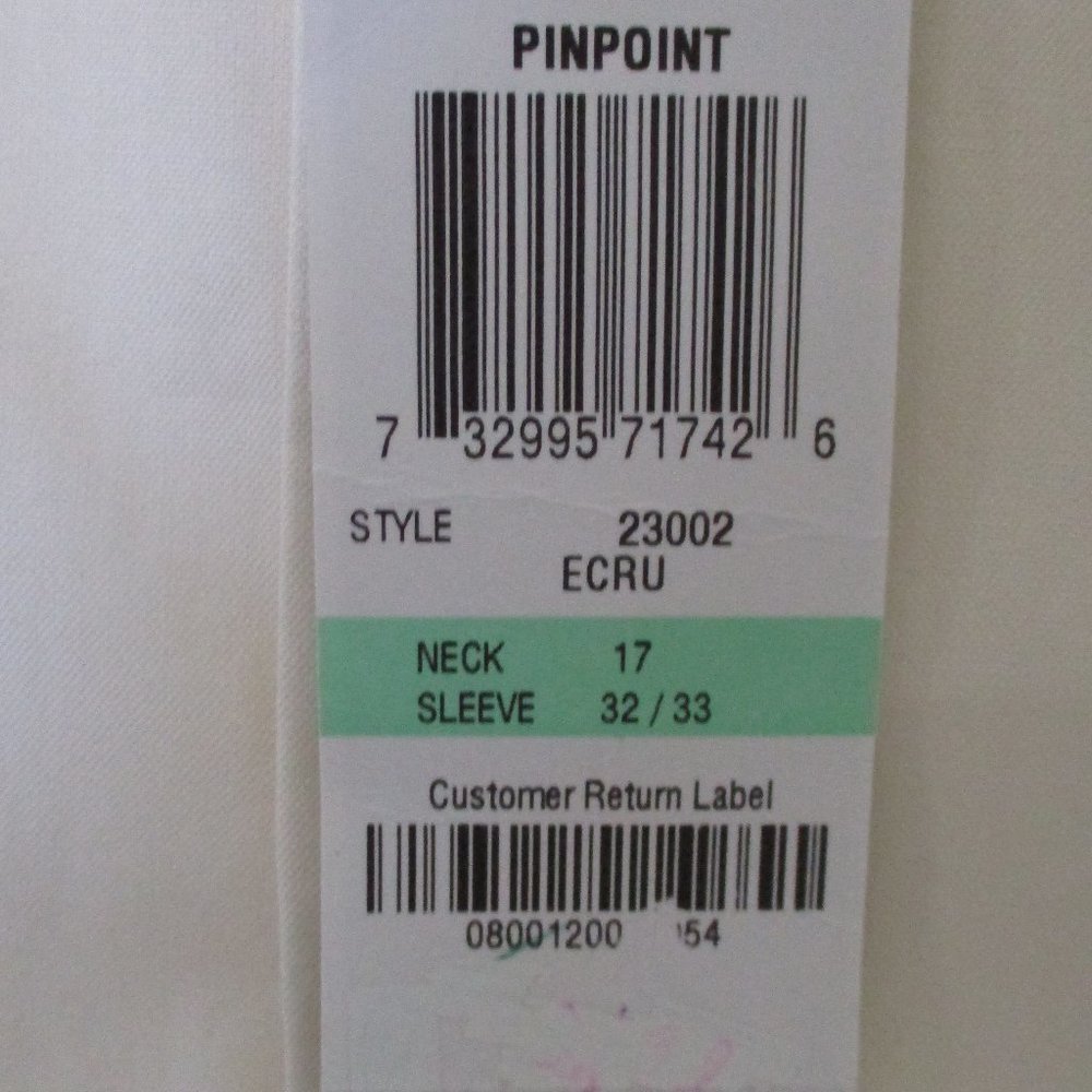 Macy's Alfani Mens L/S Ivory Pinpoint Cotton Dress Shirt NWT-Size 17/32-33 or XL - Picture 3 of 3